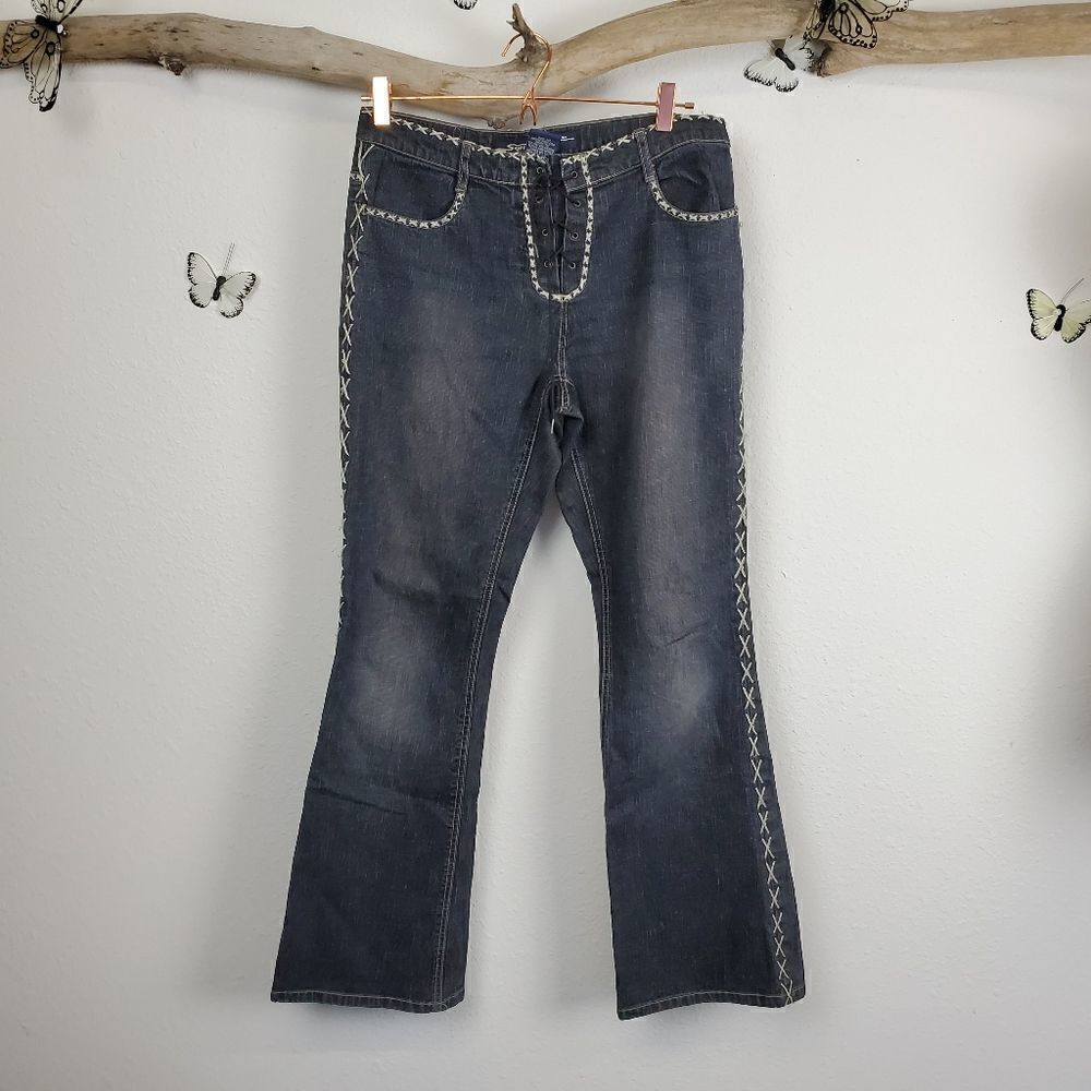 Squeeze 70's style flared Jean's with faux lace up